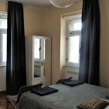 Porty Apartman *